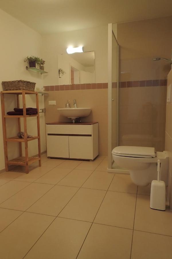 Ferienwohnung Holzmaden Am Platz Екстериор снимка